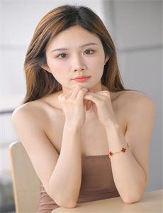 白发魔女传蒋勤勤版剧情介绍